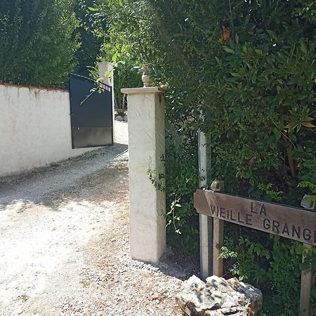 La Vieille Grange - Saint-Privat-Des-Pres Bed & Breakfast Exterior photo